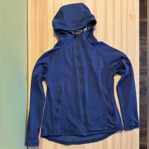 Excellent condition Dr. Cool “Aurora” hoodie in blue, made by Coolcore, Size M